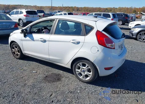 2015 Ford Fiesta Se из США, поврежденный, VIN 3FADP4EJ8FM184413